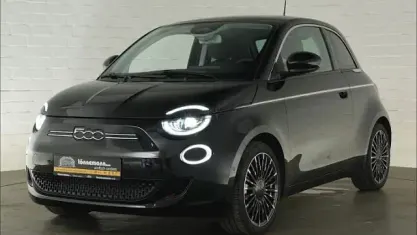 Gebraucht Fiat 500e Icon 86 kW (118 PS) 2021 Schwarz Kleinwagen