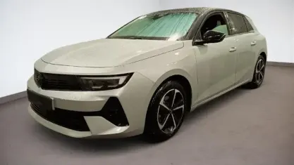 Gebraucht Opel Astra 130 PS (95 kW) 2025 Grau Kleinwagen