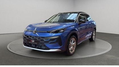 Neu VW T-Roc Life 150 PS (110 kW) 2026 Blau SUV