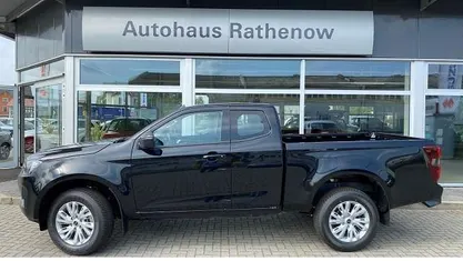 Neu Isuzu D-Max 163 PS (119 kW) 2026 Onyx black Pickup
