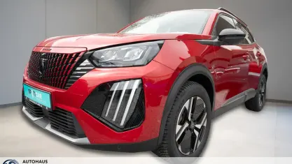 Gebraucht Peugeot 2008 Allure 131 PS (96 kW) 2024 Rot SUV