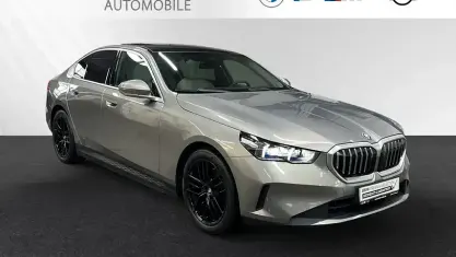 Używany BMW 530e Comfort Edition 299 KM (219 kW) 2024 Szary Sedan/Limuzyna