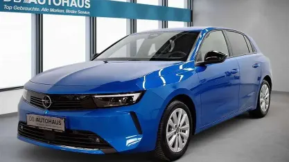 Gebraucht Opel Astra Business Elegance 131 PS (96 kW) 2024 Blau Kleinwagen