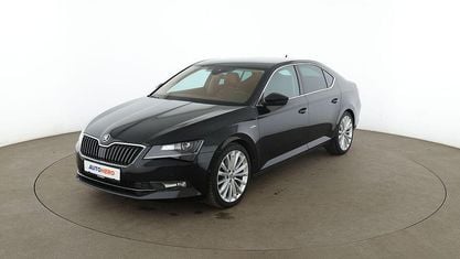 Używany Skoda Superb LAURIN & KLEMENT 2016 Czarny Sedan/Limuzyna