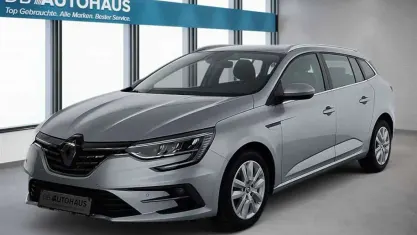 Usata Renault Mégane GrandTour Business 140 CV (102 kW) 2022 Argento Station wagon