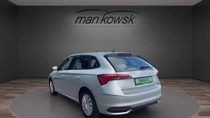 Gebraucht Skoda Scala Essence 116 PS (85 kW) 2024 Silber Kleinwagen