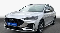 Silber Gebraucht 2023 Ford Focus ST-Line Kombi | 23.500 € (Guter Preis)