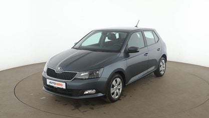 Używany Skoda Fabia Ambition 95 KM (69 kW) 2018 Szary Sedan/Limuzyna