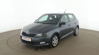 Gebraucht Skoda Fabia Ambition 95 PS (69 kW) 2018 Grau Limousine