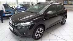 Perlmuttschwarz metallic Gebraucht 2023 Dacia Sandero Expression Kleinwagen | 17.600 € (Fairer Preis)