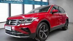 Rot Gebraucht 2023 VW Tiguan Elegance SUV | 30.490 € (Guter Preis)