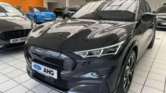Gebraucht 2023 Ford Mustang Mach-E Premium SUV | 44.789 € (Fairer Preis)