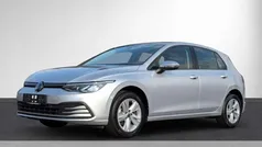 Gebraucht 2024 VW Golf VIII Life Limousine | 27.359 € (Fairer Preis)