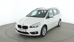 Weiß Gebraucht 2017 BMW 216 Gran Tourer Advantage Van / Kleinbus | 12.880 € (Fairer Preis)