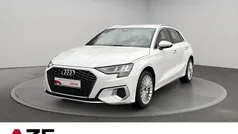 Weiss Gebraucht 2023 Audi A3 Advanced Limousine | 24.890 € (Fairer Preis)