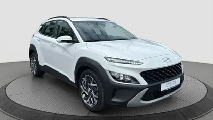 Gebraucht Hyundai Kona 141 PS (103 kW) 2021 Weiss SUV