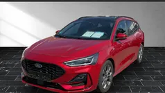 Fantastic red (rot) Gebraucht 2023 Ford Focus ST-Line Kombi | 26.900 € (Fairer Preis)
