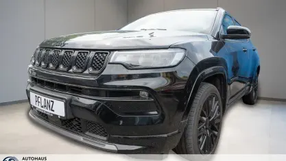 Gebraucht Jeep Compass Altitude 131 PS (96 kW) 2024 Schwarz SUV