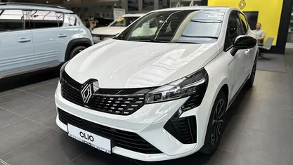 Gebraucht 2025 Renault Clio V Techno Kleinwagen | 20.989 € (Fairer Preis)
