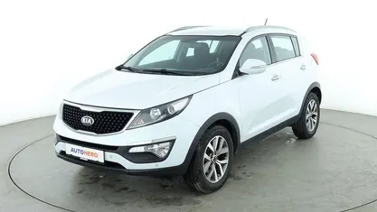 Weiß Gebraucht 2015 Kia Sportage Vision SUV | 11.950 € (Fairer Preis)