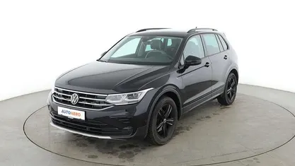 Begagnad VW Tiguan Life 150 HK (110 kW) 2022 Svart SUV