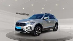 Ivory silver Gebraucht 2024 VW T-Roc Move SUV | 29.648 € (Fairer Preis)