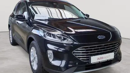 Gebraucht Ford Kuga Titanium 120 PS (88 kW) 2023 Agate black metallic SUV