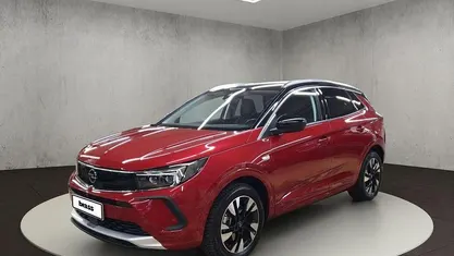 Gebraucht Opel Grandland X Ultimate 224 PS (164 kW) 2022 Rubin rot (metallic) SUV