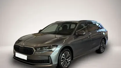 Gebraucht Skoda Superb Selection 265 PS (194 kW) 2025 Grau Kombi