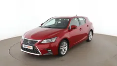 Rot Gebraucht 2018 Lexus CT200h Kombi | 20.380 €