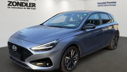 Mic (blau Gebraucht 2025 Hyundai i30 Advantage Limousine | 22.990 € (Fairer Preis)