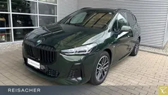 Schwarz Gebraucht 2023 BMW 218 Active Tourer M Sport Van / Kleinbus | 31.990 € (Fairer Preis)