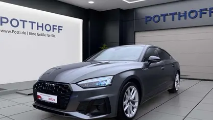 Grau Gebraucht 2022 Audi A5 Sportback S-Line Kleinwagen | 36.750 € (Fairer Preis)