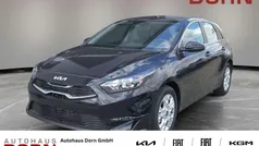 Schwarz Neu 2025 Kia Ceed Limousine | 25.390 € (Fairer Preis)