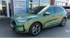 Bursting green Neu 2025 Ford Kuga ST-Line SUV | 33.995 € (Fairer Preis)