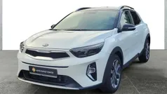 Weiß Gebraucht 2021 Kia Stonic Spirit SUV | 18.490 €