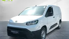 Ice white (weiß) Neu 2025 Toyota Proace City Van | 23.580 € (Superpreis)