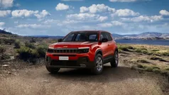 Ruby red Neu 2025 Jeep Avenger Longitude SUV | 22.950 € (Guter Preis)