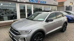Gebraucht 2025 VW T-Roc Style SUV | 36.490 € (Fairer Preis)