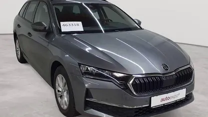 Gebraucht 2024 Skoda Octavia Selection Kombi | 25.690 € (Superpreis)