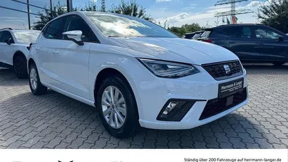 Weiß Neu 2025 Seat Ibiza Limousine | 25.499 € (Fairer Preis)