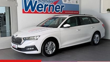 Używany Skoda Octavia Ambition 110 KM (80 kW) 2022 Biały Kombi