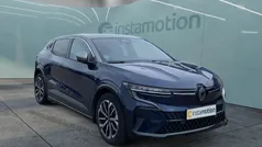Blau Gebraucht 2023 Renault Mégane Techno Limousine | 31.275 € (Fairer Preis)