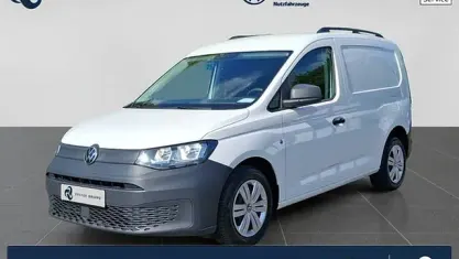 Gebraucht VW Caddy Basis 102 PS (75 kW) 2021 Candyweiß Van / Kleinbus