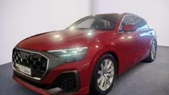 Chilirot metallic Gebraucht 2024 Audi Q8 S-Line SUV | 77.879 € (Superpreis)