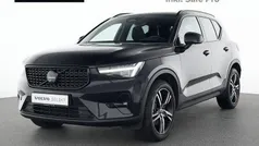 Onyx black / Gebraucht 2025 Volvo XC40 Ultra SUV | 39.399 € (Fairer Preis)