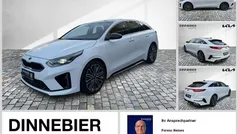 Weiß (metallic) Gebraucht 2021 Kia ProCeed GT-Line Kleinwagen | 25.489 € (Fairer Preis)