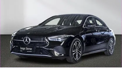 Gebraucht Mercedes CLA200 163 PS (119 kW) 2025 Coupé