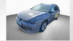 Gebraucht 2024 VW Golf VIII Life Kombi | 26.940 € (Fairer Preis)