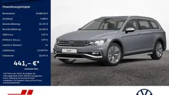 Grau Gebraucht 2023 VW Passat Alltrack Kombi | 36.880 € (Fairer Preis)